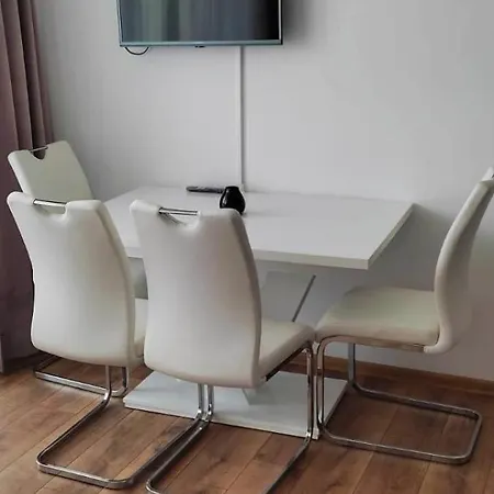 Na Ursynowie Apartment *